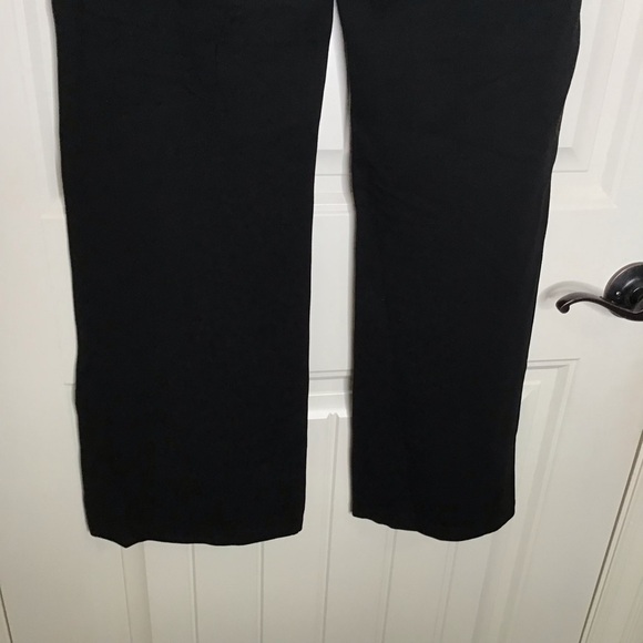 Betabrand Boot Cut Classic Dress Pant Yoga Pant in Black. - Picture 6 of 9